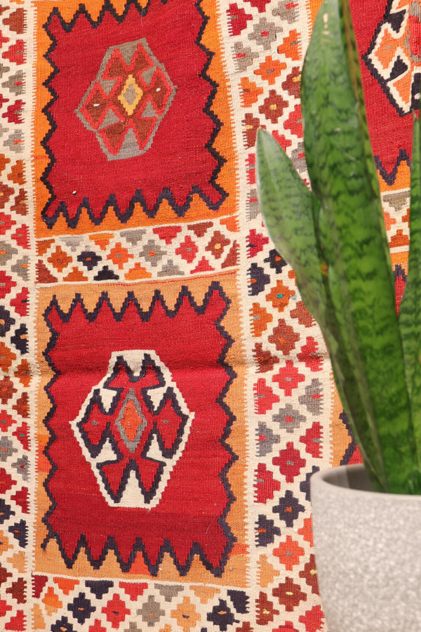 Vintage Qashqai kilim from Iran. 242x161 cms - Image 3