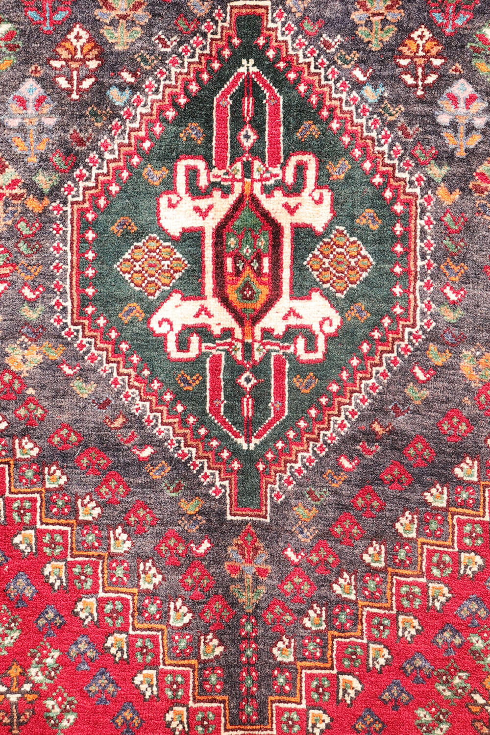 Semi- antique Qashqai rug from Iran. 166x111cms - Image 4