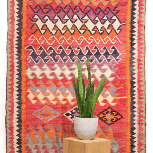 Vintage Qashqai kilim from Iran. 253x121 cms