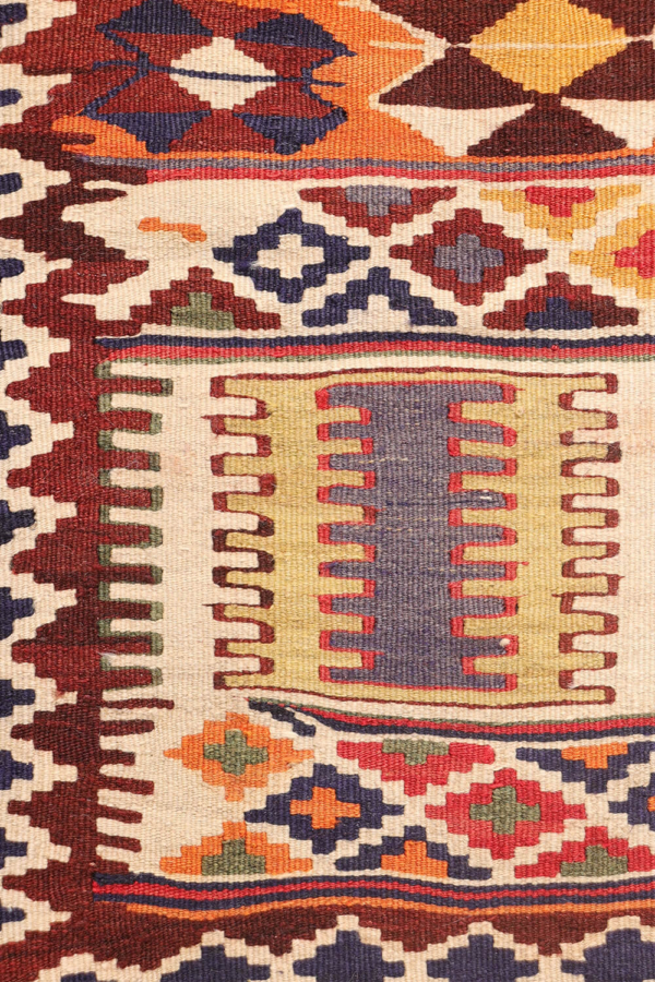 Semi-antique Qashqai kilim from Iran. 247x161 cms - Image 6