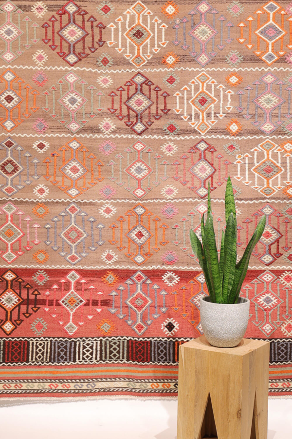 Kilim vintage de Canakkale, Turquía. 257x164 cms