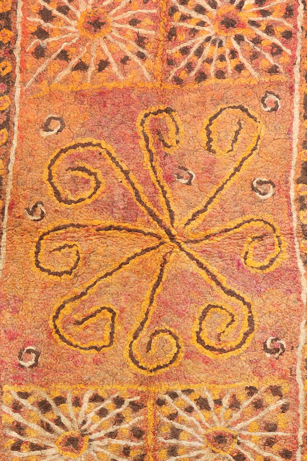 Fieltro o namad semi-antiguo Taimani Baluch, Afganistán. 260x185 cms - Imagen 3