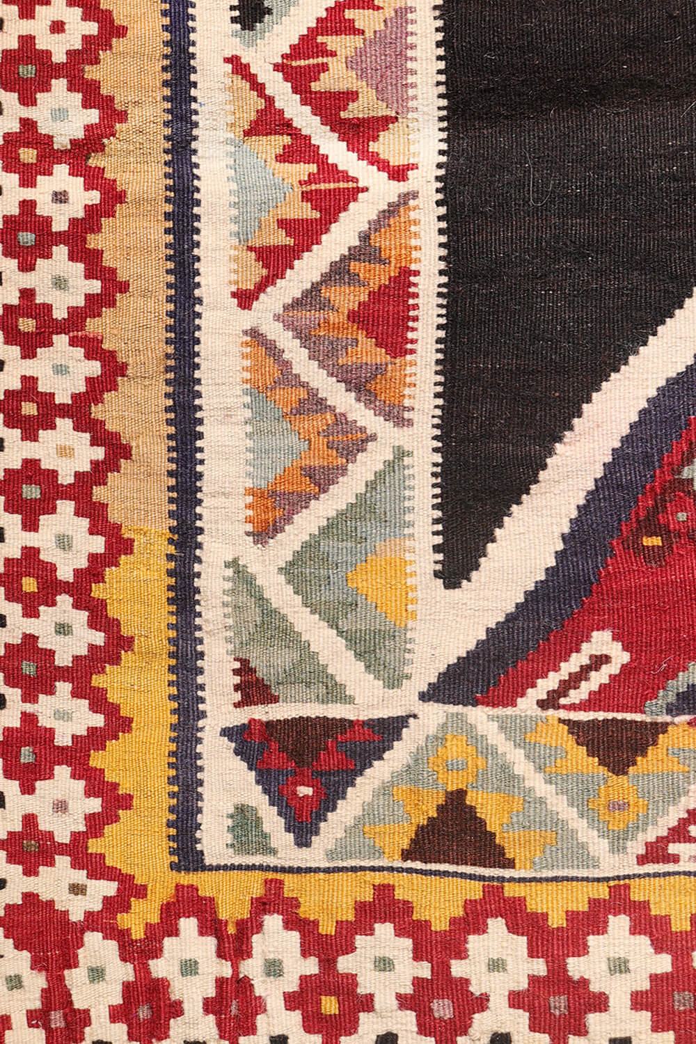 Semi-antique Qashqai kilim from Iran. 240x150 cms - Image 9