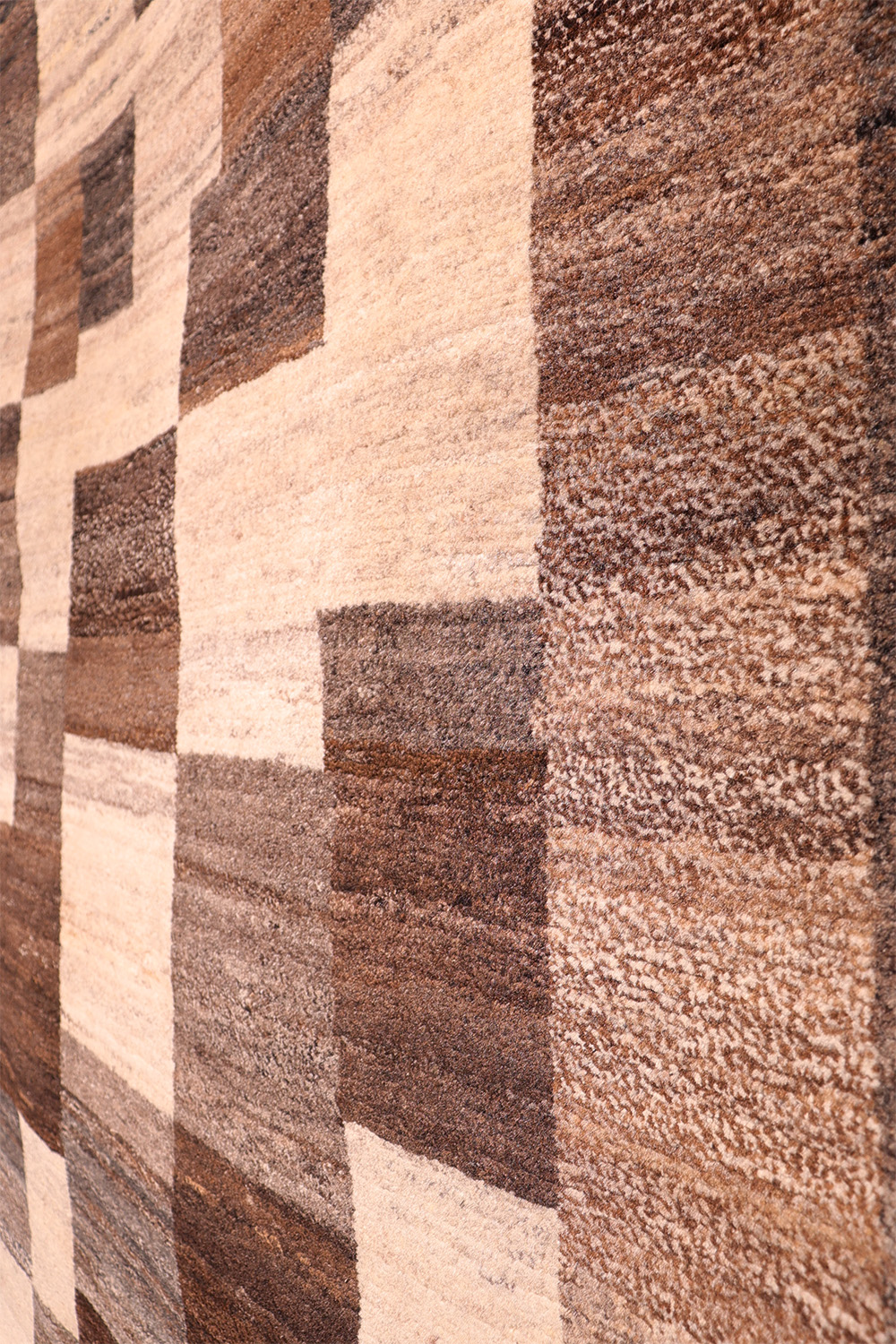 Qashqai gabbeh from Iran. 258x191 cms - Image 4