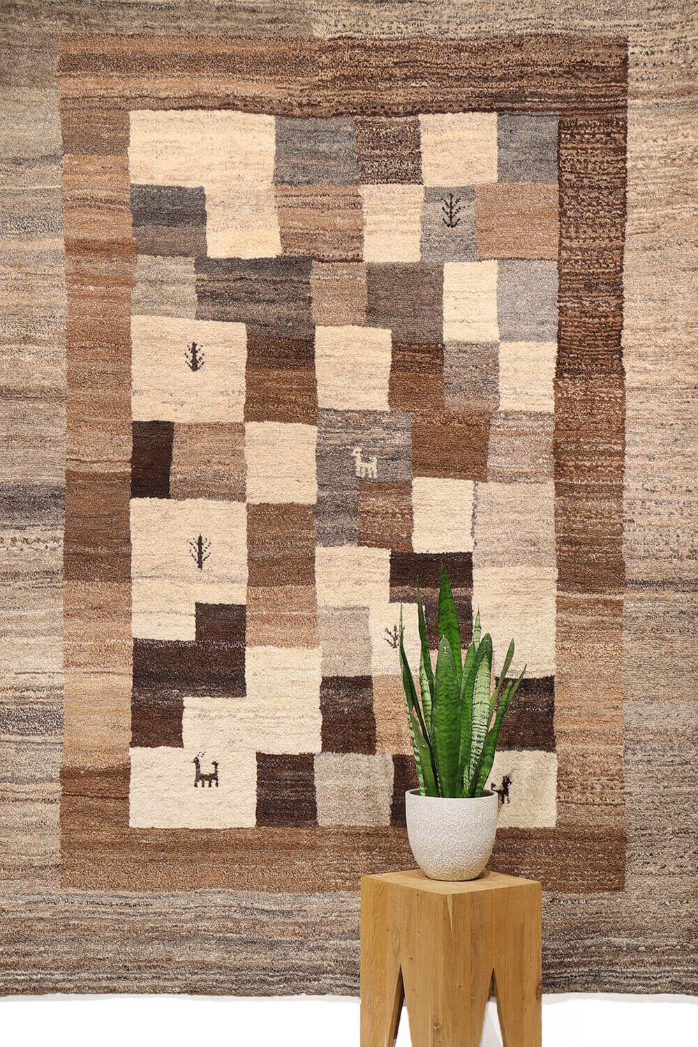 Qashqai gabbeh from Iran. 238x180 cms