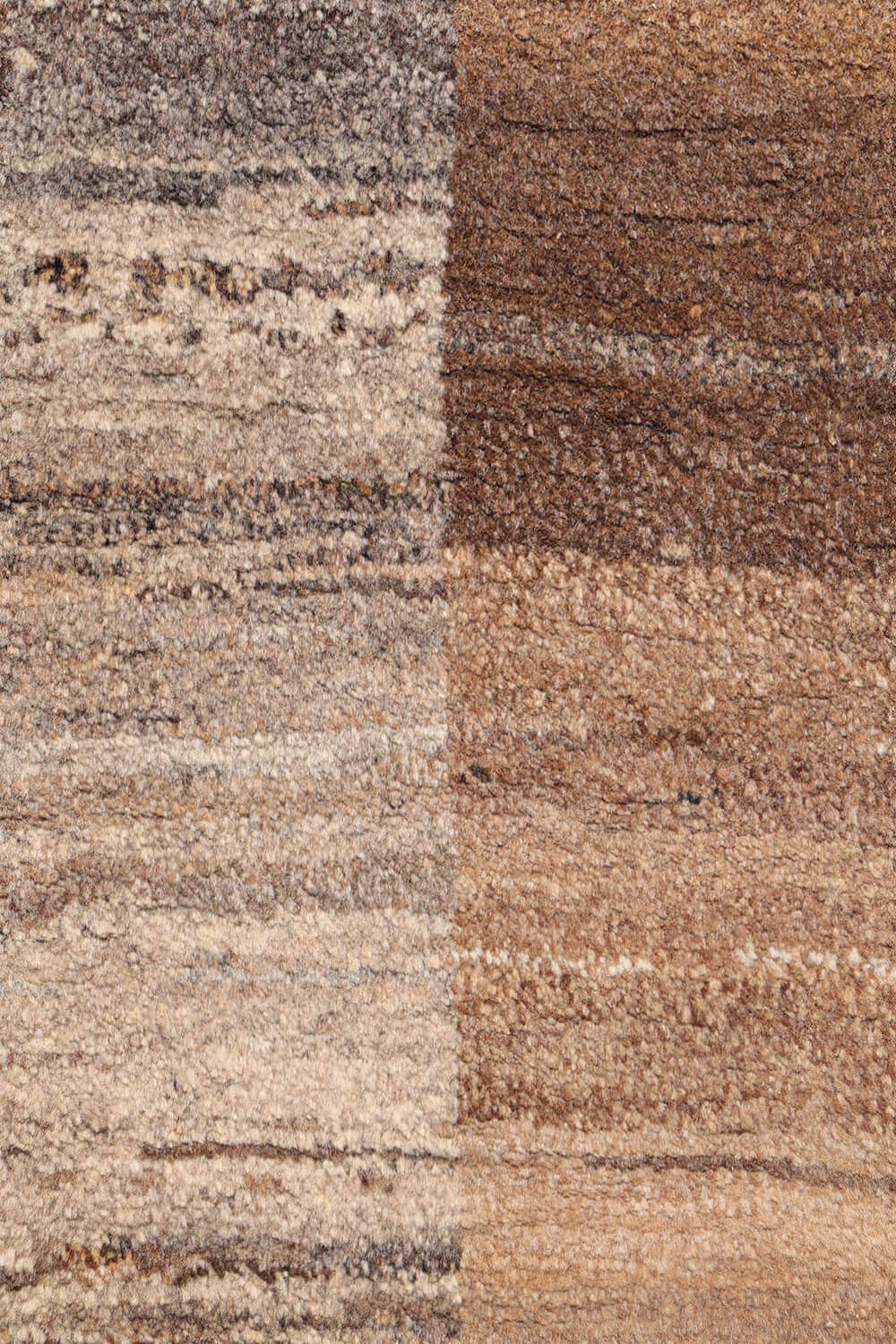 Qashqai gabbeh from Iran. 238x180 cms - Image 5