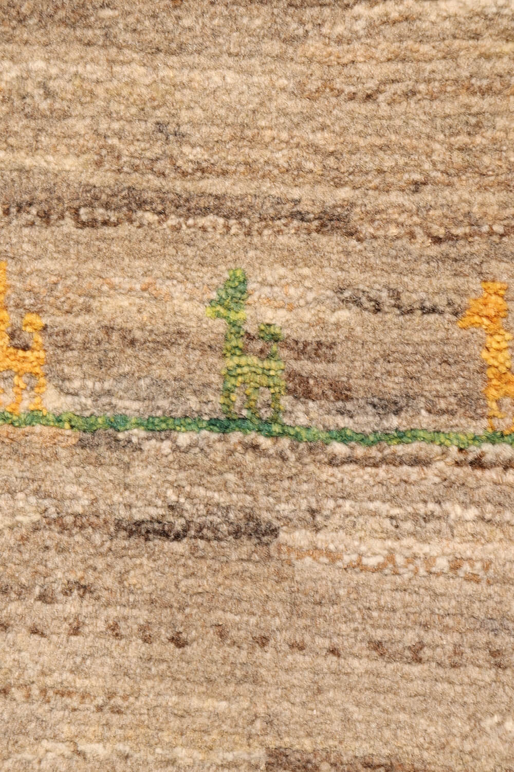 Persian Qashqai gabbeh rug with tree of life. 236x170 cms - Image 5