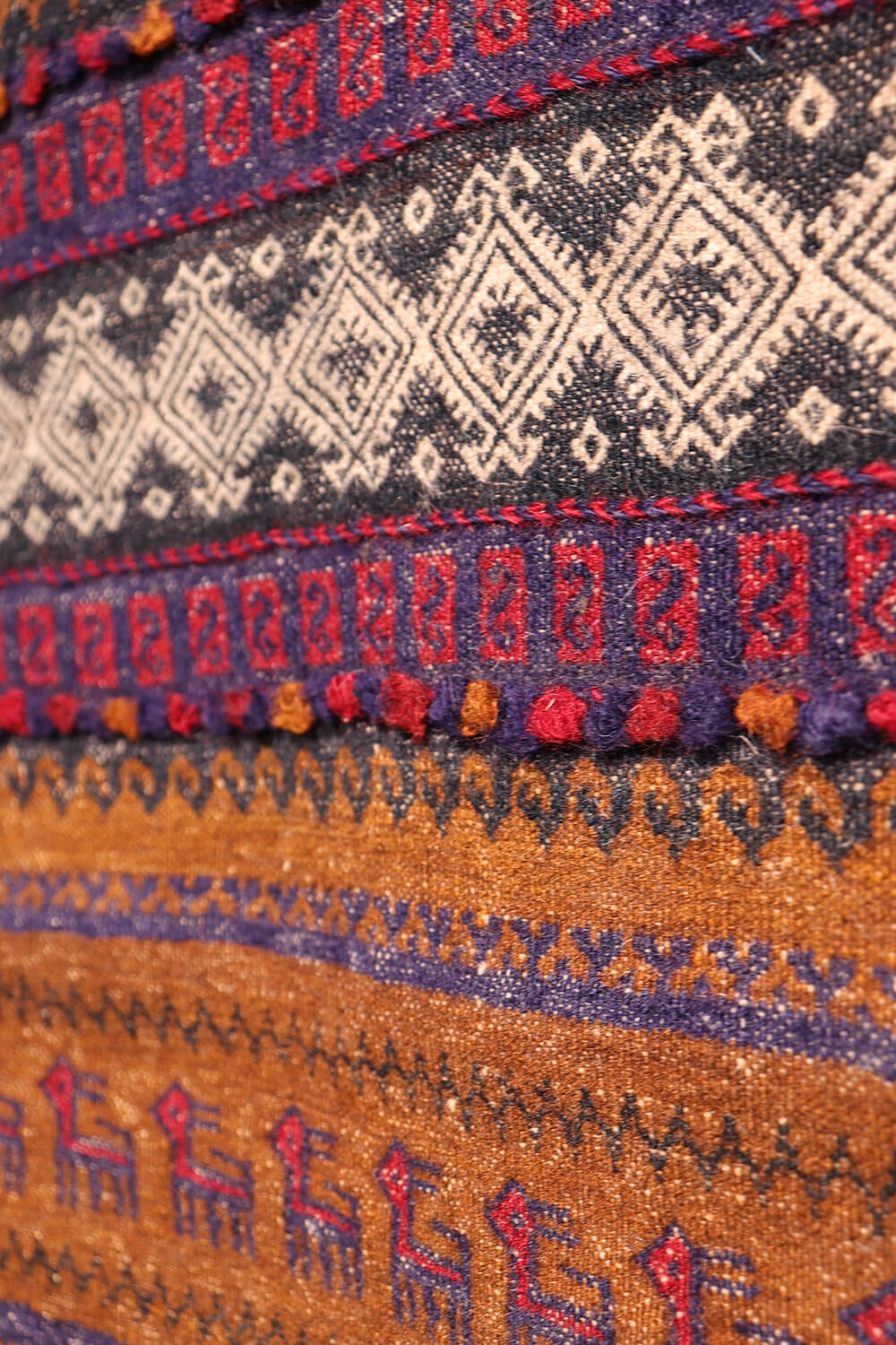 Vintage Baluch dasterkhan kilim from Afghanistan. 155x64 cms - Image 6