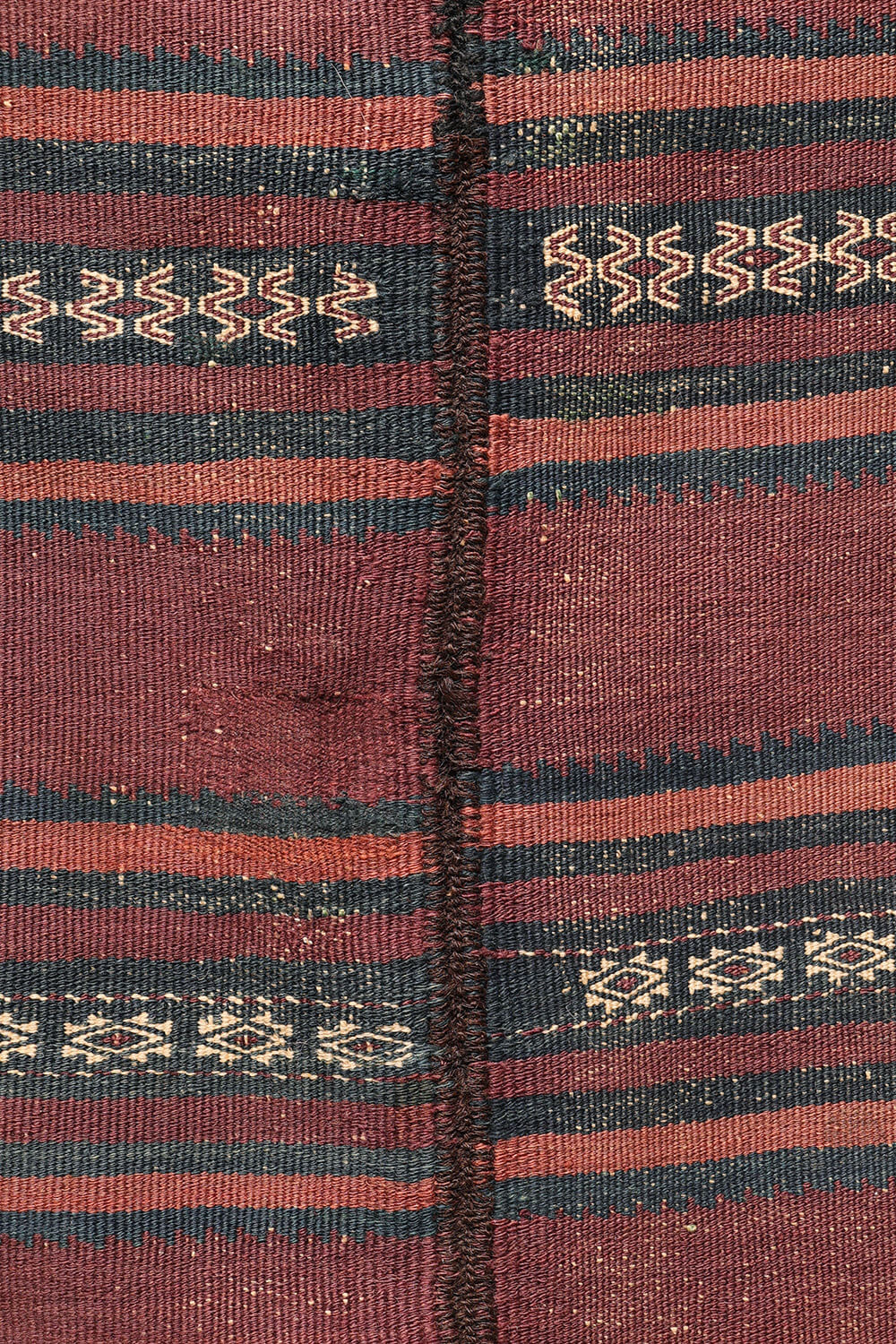 Antique Baluch kilim from Afghanistan. 297x165 cms - Image 3