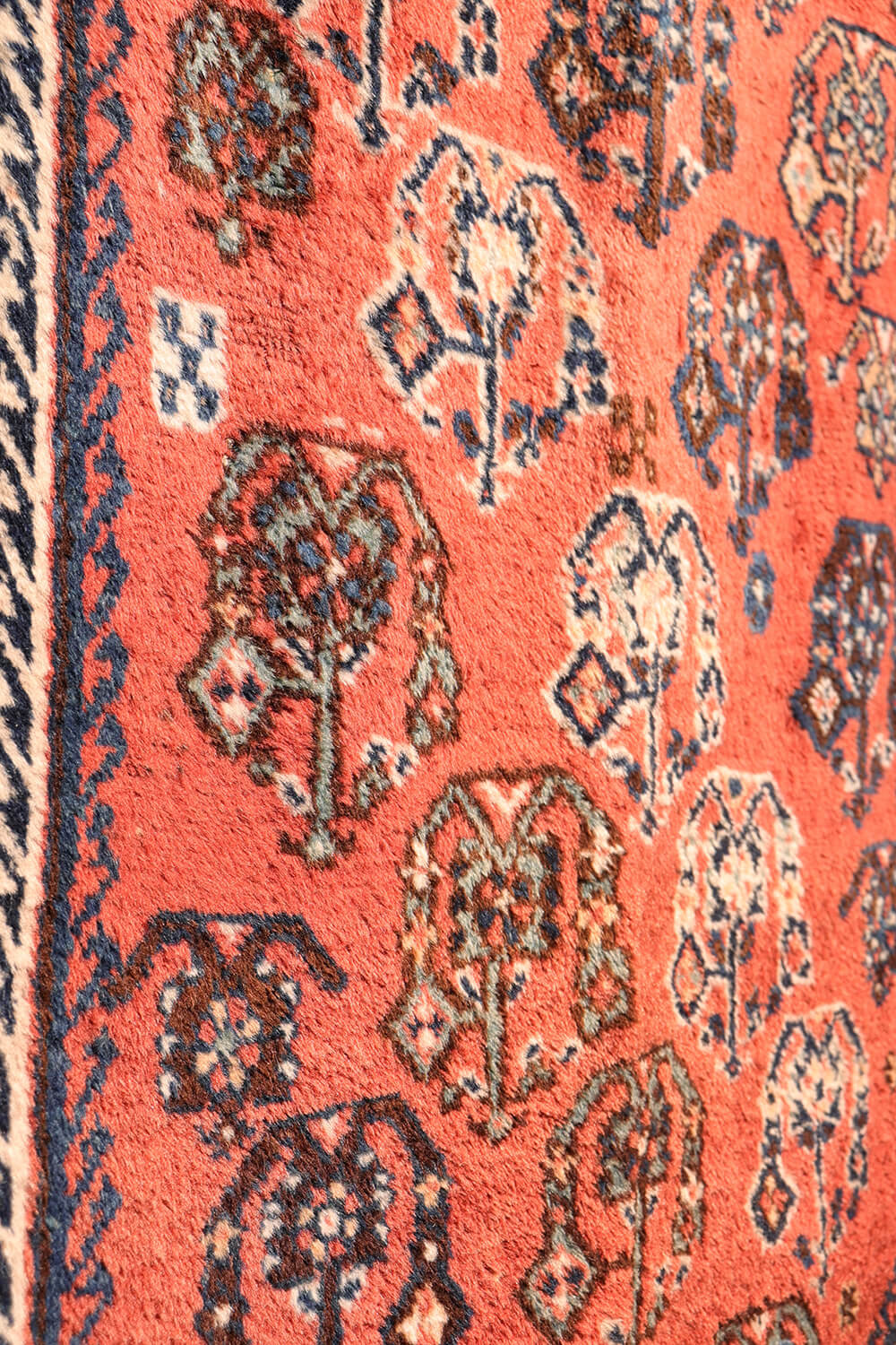 Antique Luri rug from Iran. 250x150 cms - Image 8