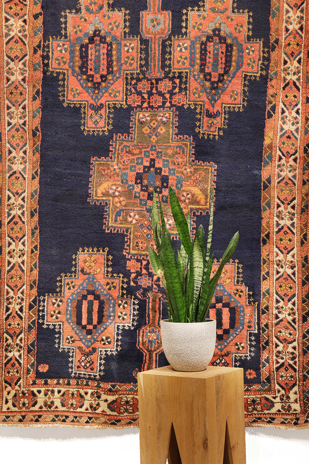Antique Afshar? rug, Iran. 190x130 cms