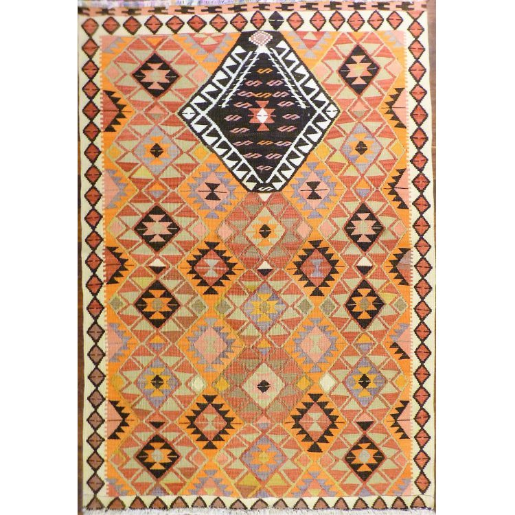 Kilim de Malatya, Turquía. 132x95 cms.