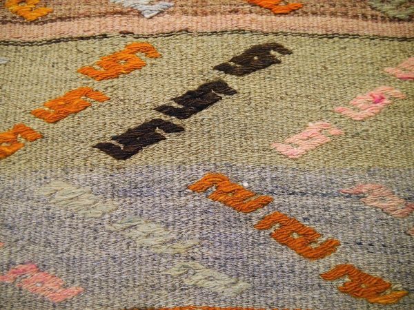 Kilim de Mugla, Turquía. 117x107 cms.