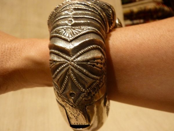 Pulsera Belouch de Afganistán, 10 cms. diam.