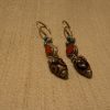 Pendientes tibetanos, 7,5x1x1 cms.