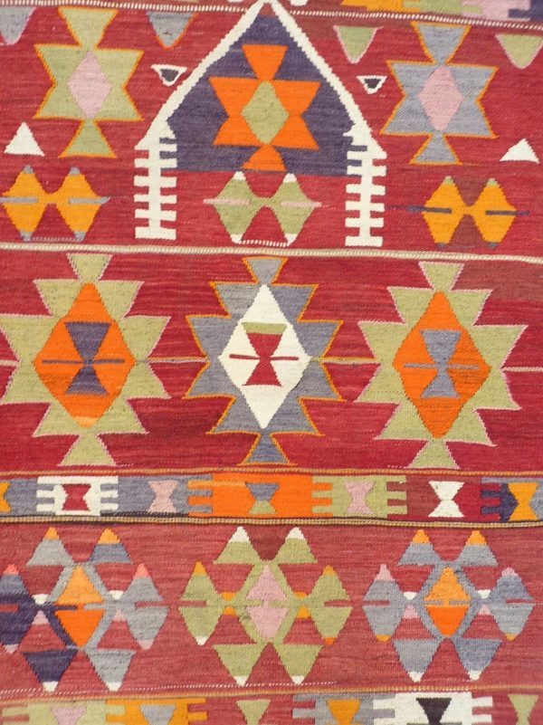 Kilim de Mut, Turquía. 120x92 cms.