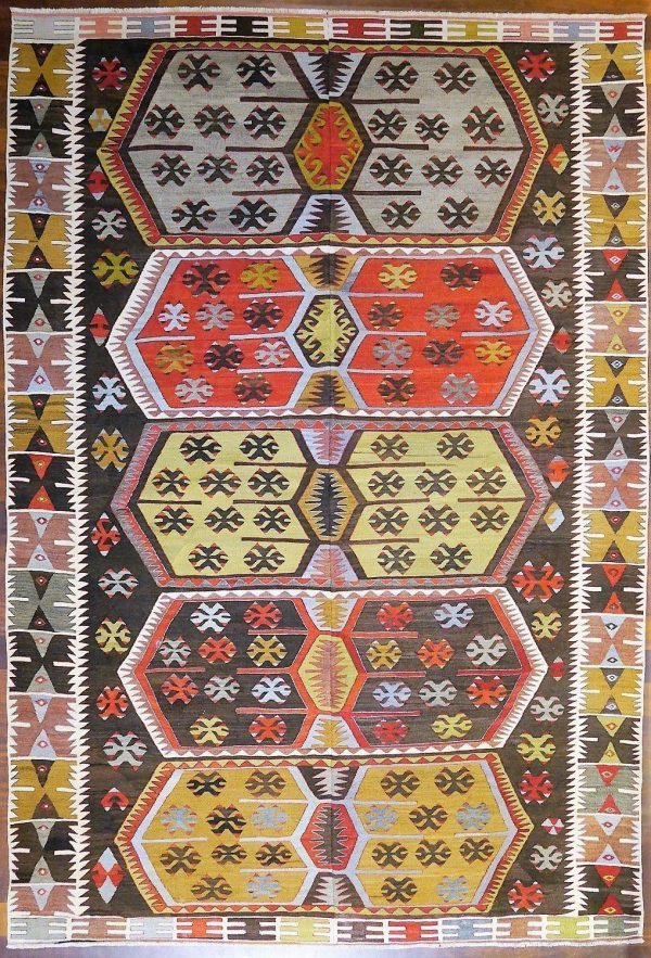 Kilim de Dalakci, Turquía. 255x174 cms.