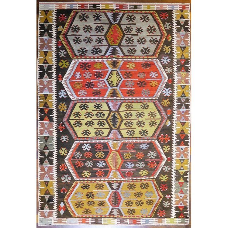 Kilim de Dalakci, Turquía. 255x174 cms.